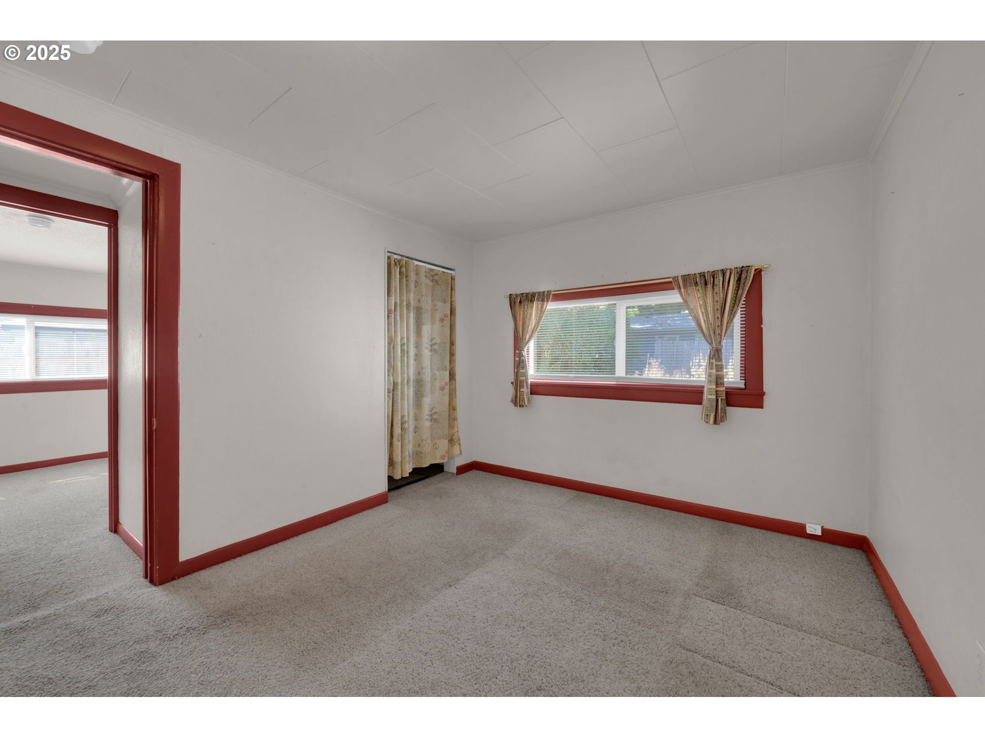 47563 Union Street Oakridge, OR 97463 - Photo 16 of 29