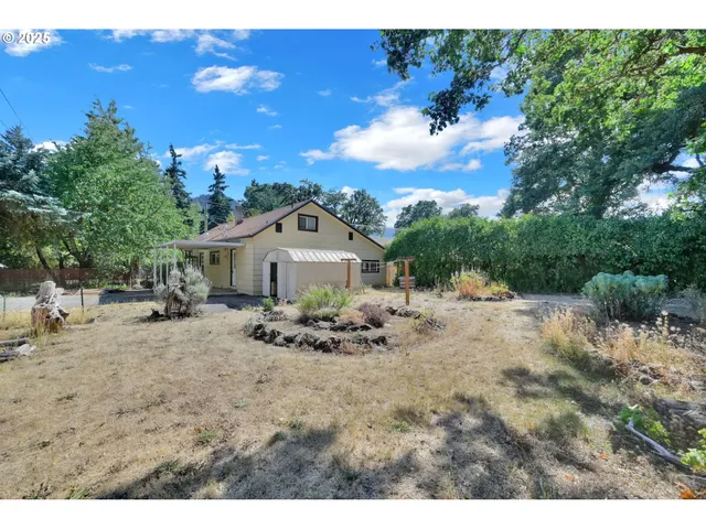 $315,000 | 47563 Union Street, Oakridge, OR 97463