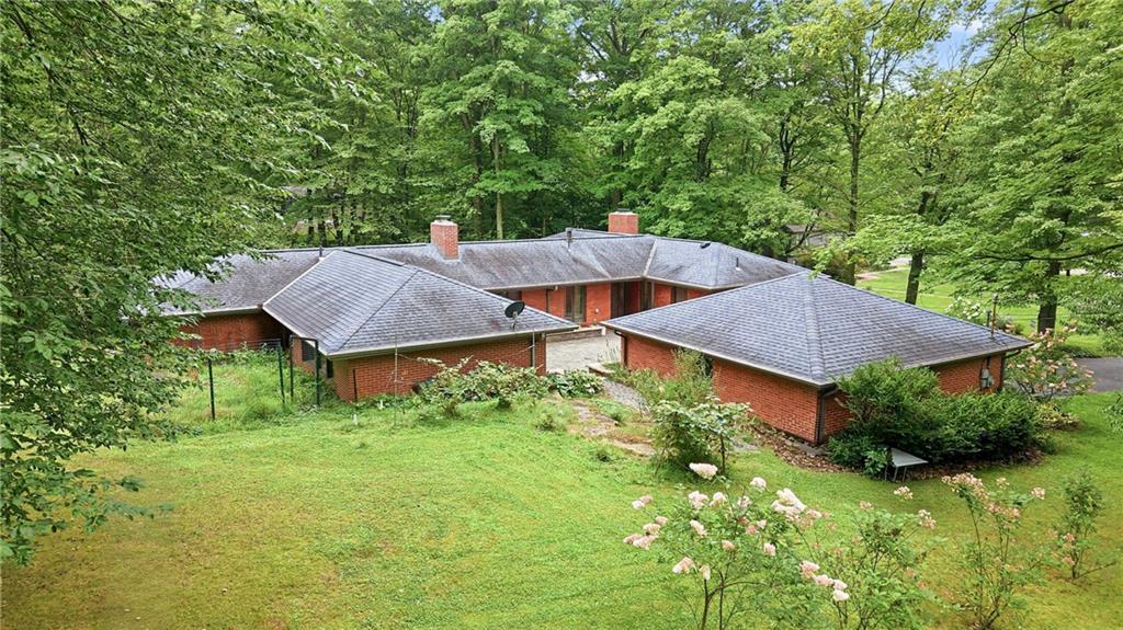 801 Koonce Road Hermitage, PA 16148 - Photo 3 of 35 Gallery Image 3