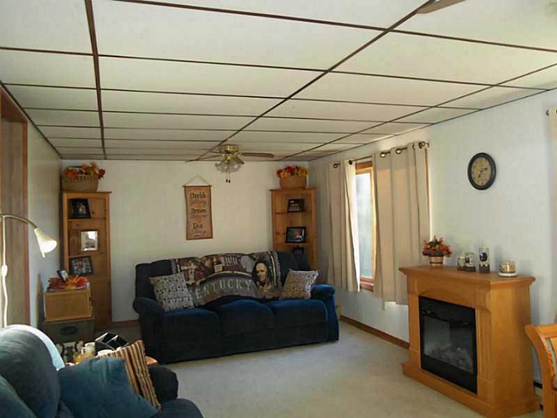 269 North Chester Road Lincoln, ME 04457 - Photo 8 of 12 Living Room.