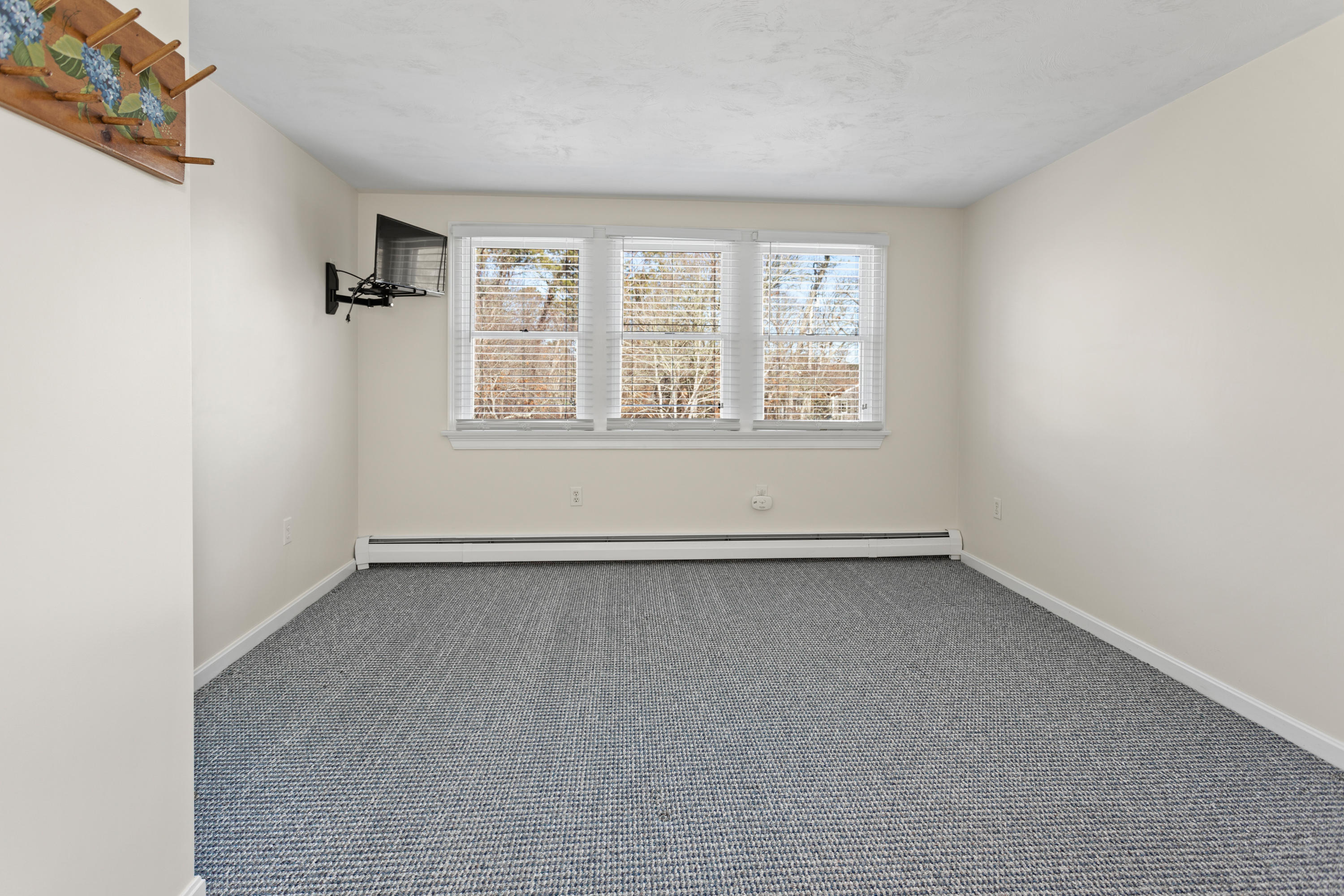 20 Long Road Harwich, MA 02645 - Photo 23 of 40 an empty room with a window