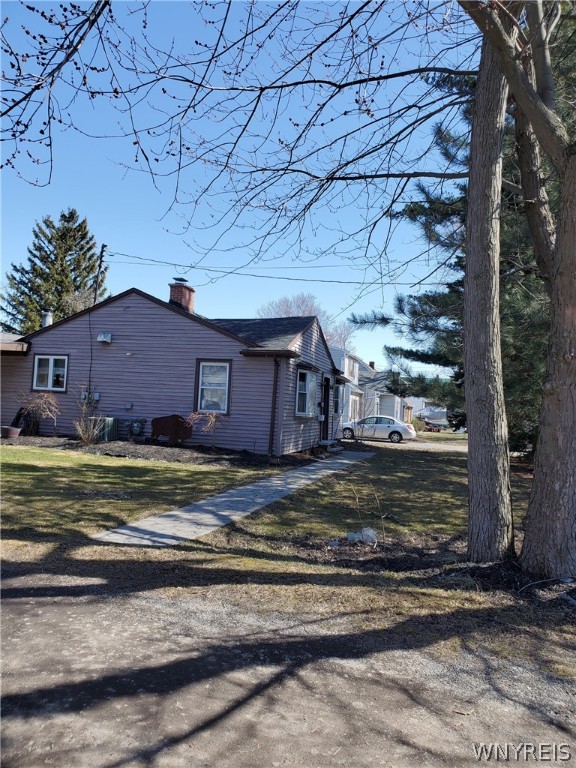 690 Center Road, West Seneca, NY 14224 Compass