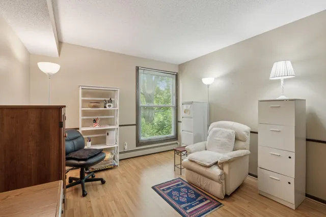 $189,900 | 9600 Portland Avenue, Unit 109, Bloomington, MN 55420