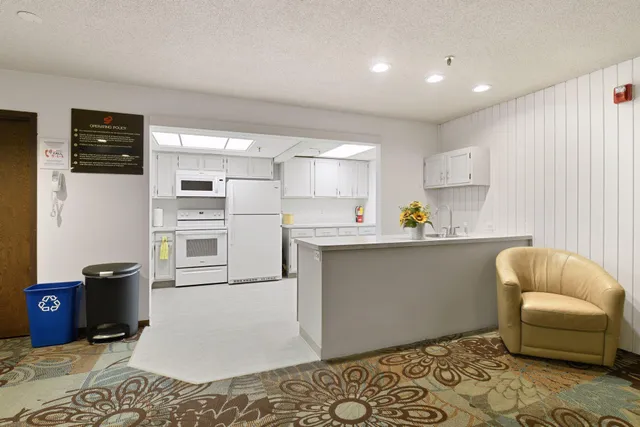 $189,900 | 9600 Portland Avenue, Unit 109, Bloomington, MN 55420