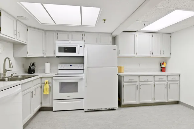 $189,900 | 9600 Portland Avenue, Unit 109, Bloomington, MN 55420