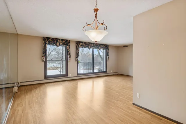 $189,900 | 9600 Portland Avenue, Unit 109, Bloomington, MN 55420