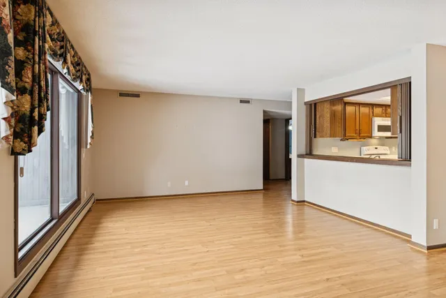 $189,900 | 9600 Portland Avenue, Unit 109, Bloomington, MN 55420