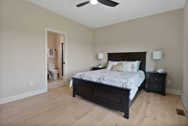 $949,900 | 515 Meadow Brooke Lane, Dyer, IN 46311