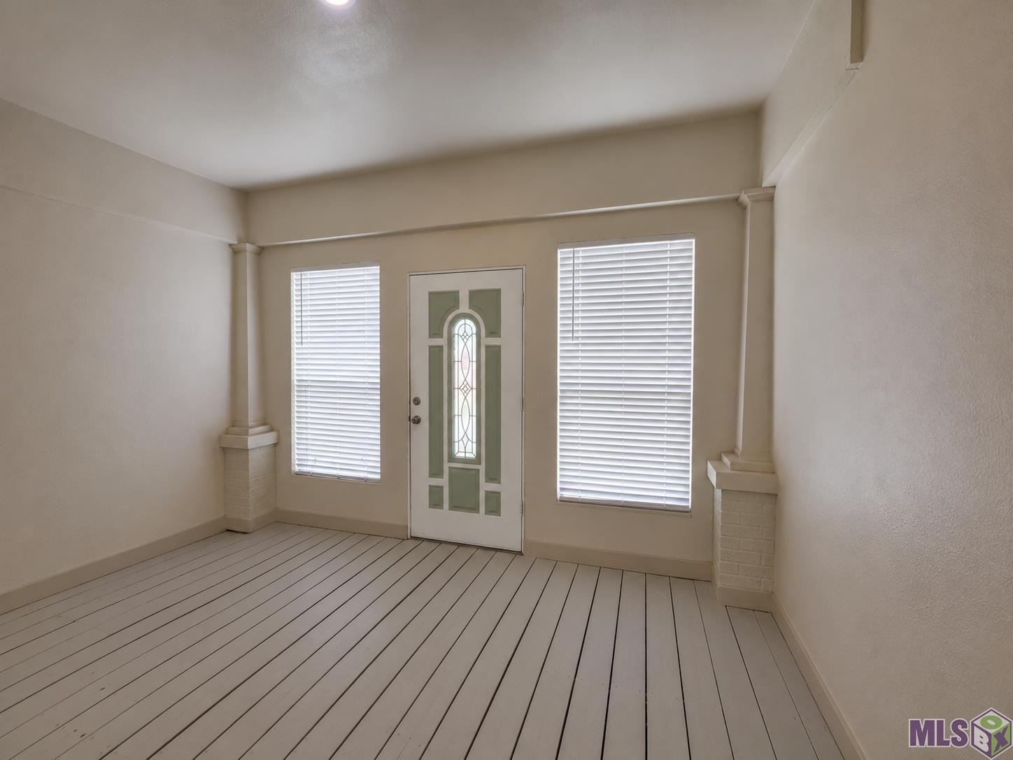 2145 Cherry Street Baton Rouge, LA 70802 - Photo 2 of 10 Screened Front Porch