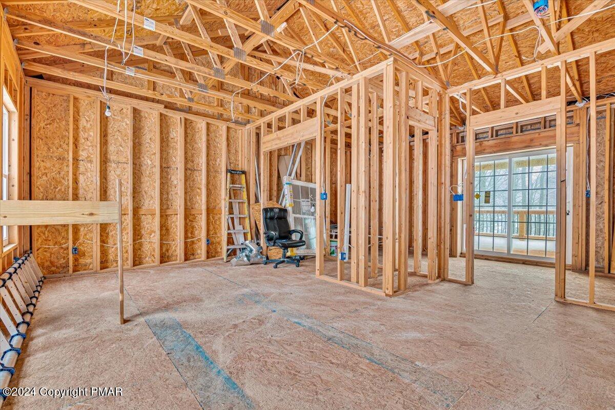 253 Dorset Road Tobyhanna, PA 18466 - Photo 14 of 32 14-Photo Dec 16 2024, 9 43 03 AM