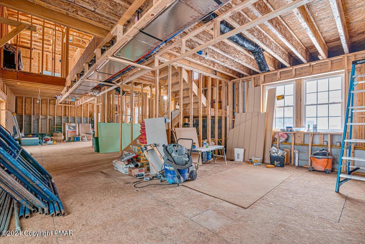 253 Dorset Road Tobyhanna, PA 18466 - Photo 24 of 32 24-Photo Dec 16 2024, 9 48 50 AM