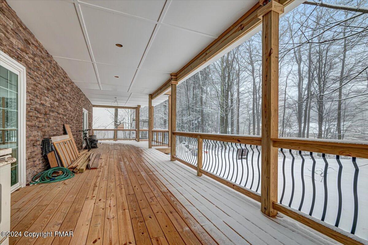 253 Dorset Road Tobyhanna, PA 18466 - Photo 9 of 32 09-Photo Dec 16 2024, 9 47 52 AM_3 AM_5