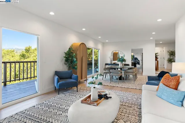 $9,300 | 10336 Greenview Drive, Oakland, CA 94605