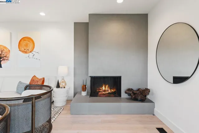 $9,300 | 10336 Greenview Drive, Oakland, CA 94605