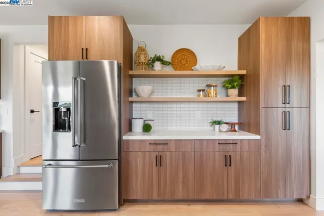 $9,300 | 10336 Greenview Drive, Oakland, CA 94605