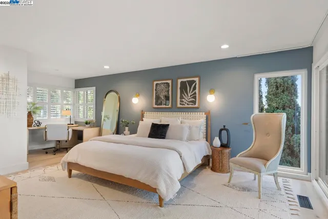 $9,300 | 10336 Greenview Drive, Oakland, CA 94605