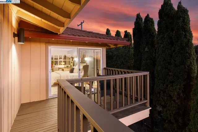 $9,300 | 10336 Greenview Drive, Oakland, CA 94605