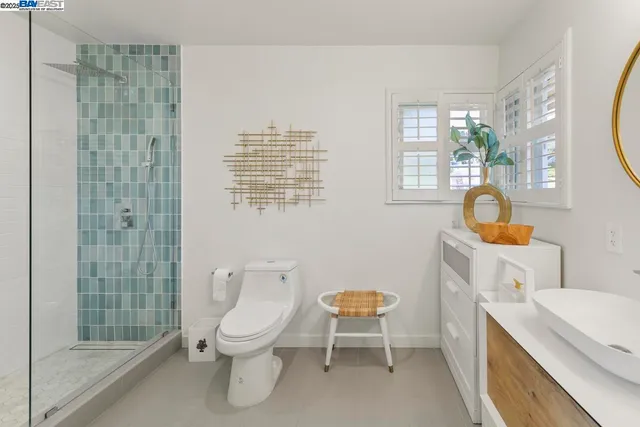 $9,300 | 10336 Greenview Drive, Oakland, CA 94605