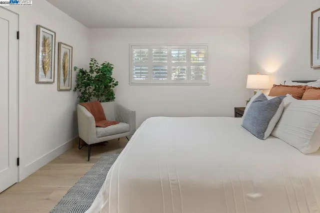 $9,300 | 10336 Greenview Drive, Oakland, CA 94605