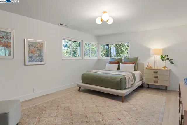 $9,300 | 10336 Greenview Drive, Oakland, CA 94605