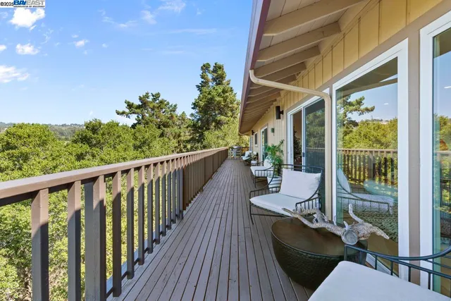 $9,300 | 10336 Greenview Drive, Oakland, CA 94605