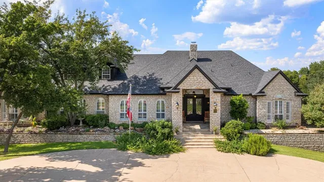 $1,100,000 | 6410 Westover Drive, Granbury, TX 76049