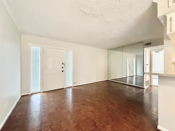 $1,225 | 3902 Mandell Street, Unit 9, Houston, TX 77006