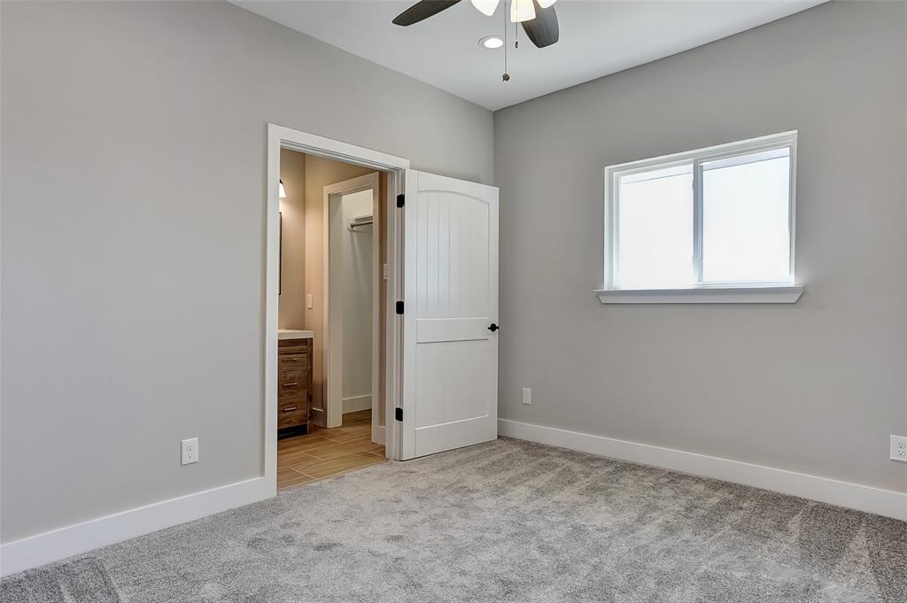 1304 Country Road, Unit B Whitesboro, TX 76273 - Photo 12 of 23