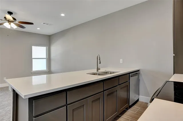 $1,700 | 1304 Country Road, Unit B, Whitesboro, TX 76273