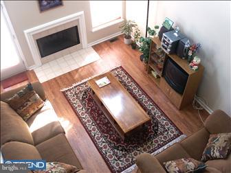 27 Sandstone Road East Windsor, NJ 08520 - Photo 5 of 6 Family Room
