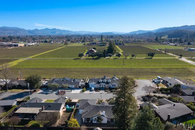 $2,850,000 | 1586 Arrowhead Drive, St. Helena, CA 94574