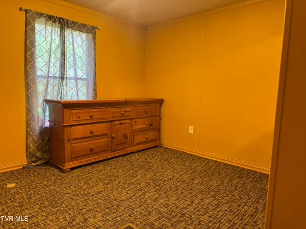 $85,000 | 90 Railroad Avenue, St. Paul, VA 24283