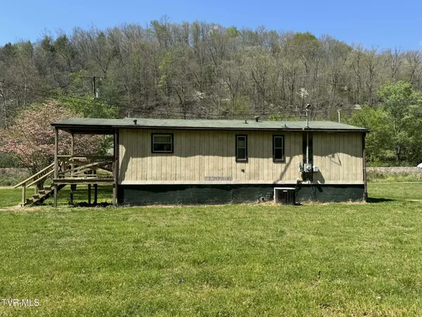 $85,000 | 90 Railroad Avenue, St. Paul, VA 24283
