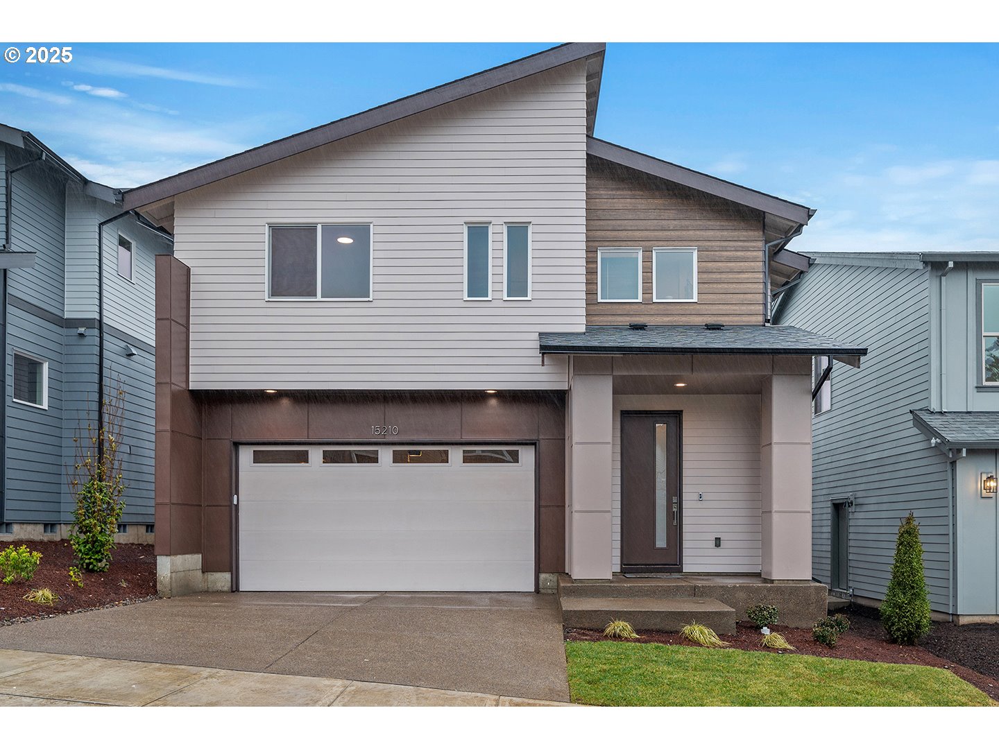 15316 Southwest Hawk Ridge Road Tigard, OR 97224 - Photo 1 of 24 Gallery Image 1