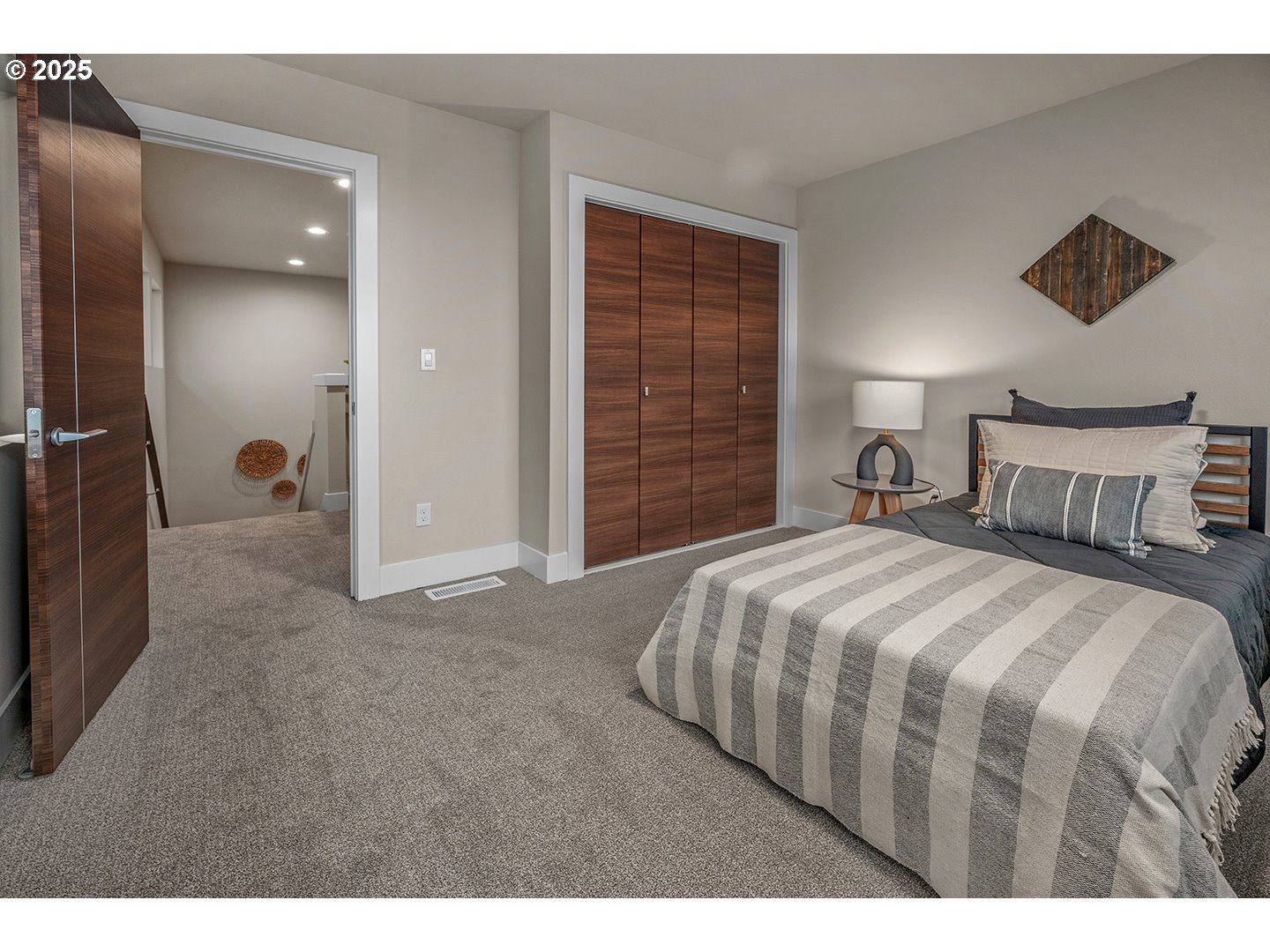 15316 Southwest Hawk Ridge Road Tigard, OR 97224 - Photo 20 of 24 Gallery Image 20