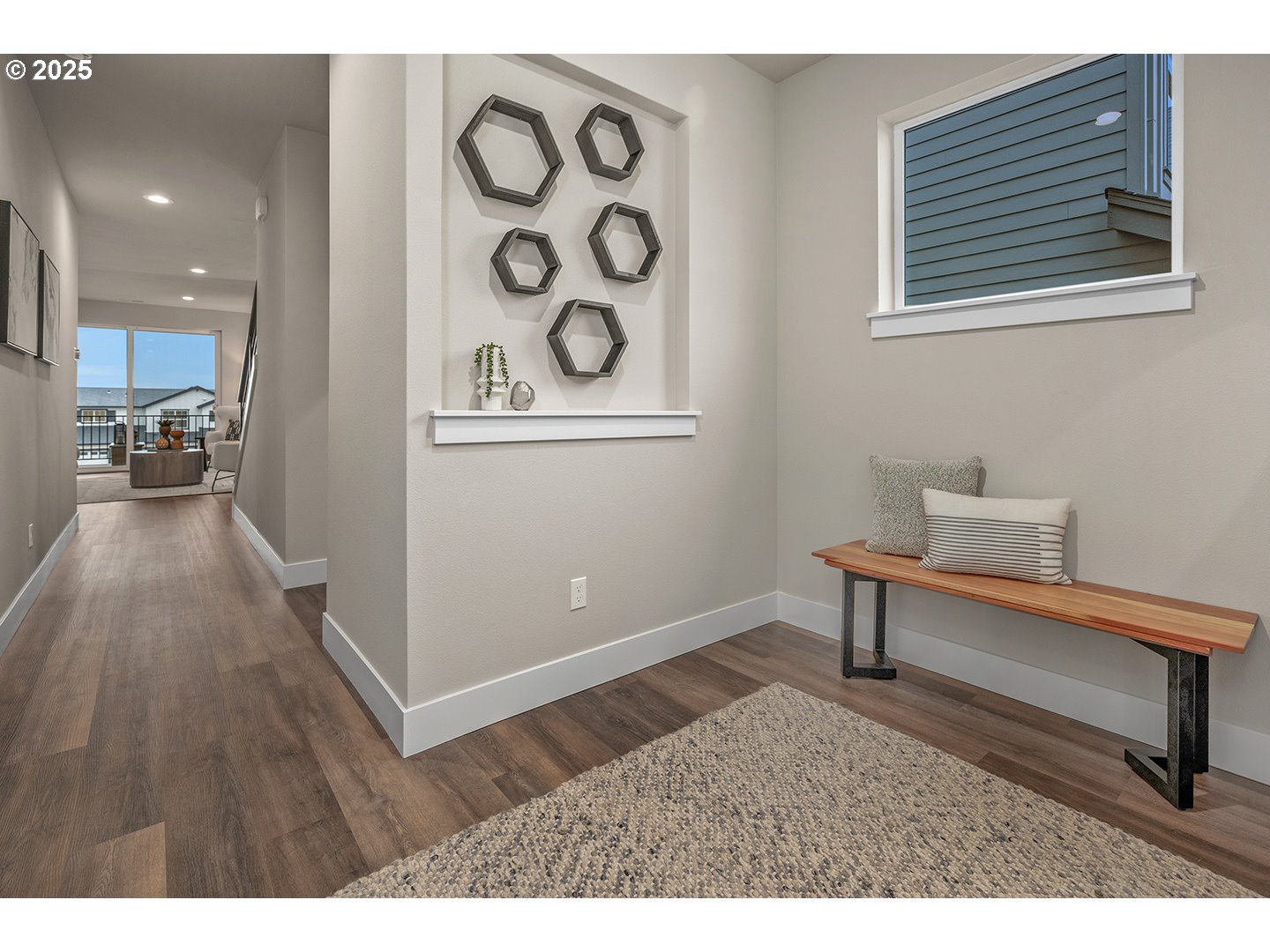 15316 Southwest Hawk Ridge Road Tigard, OR 97224 - Photo 3 of 24 Gallery Image 3