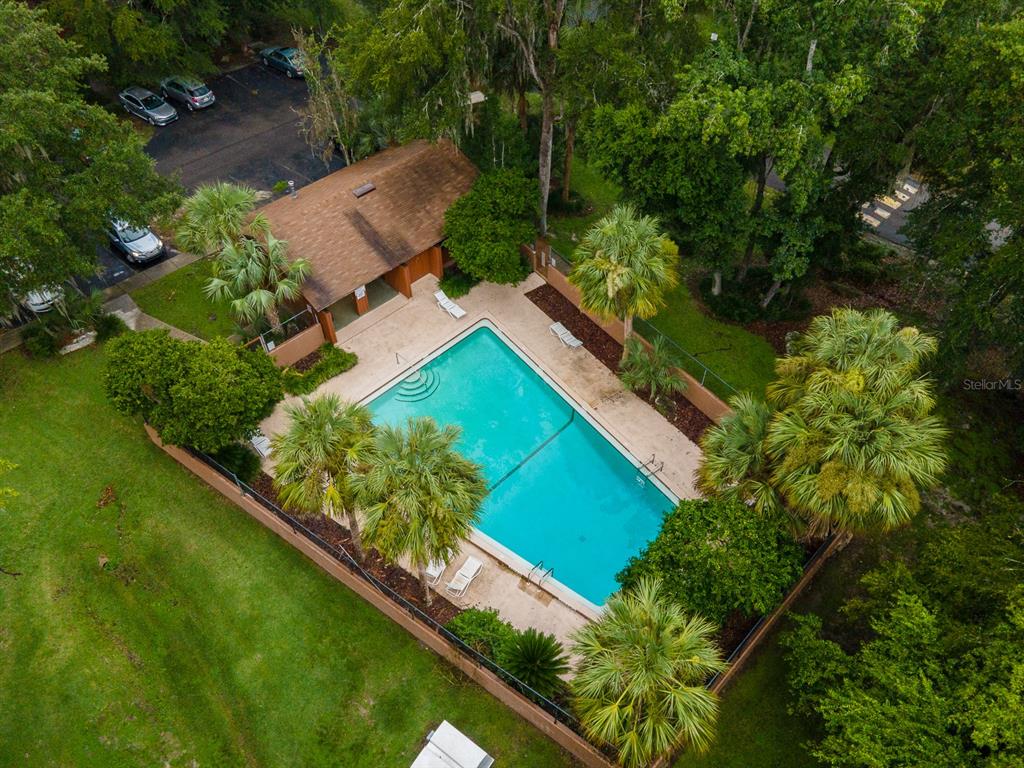 900 Southwest 62nd Boulevard, Unit H49 Gainesville, FL 32607 - Photo 37 of 38 an aerial view of a house