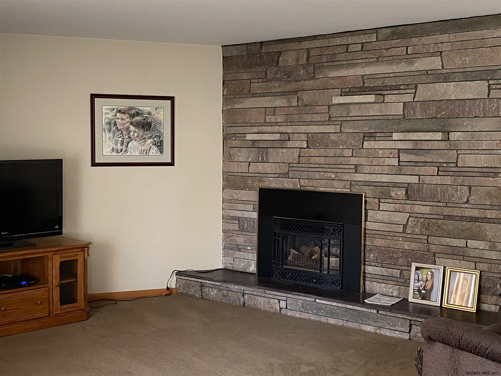 575 Knickerbocker Road Schodack, NY 12156 - Photo 4 of 21 Photo 4
