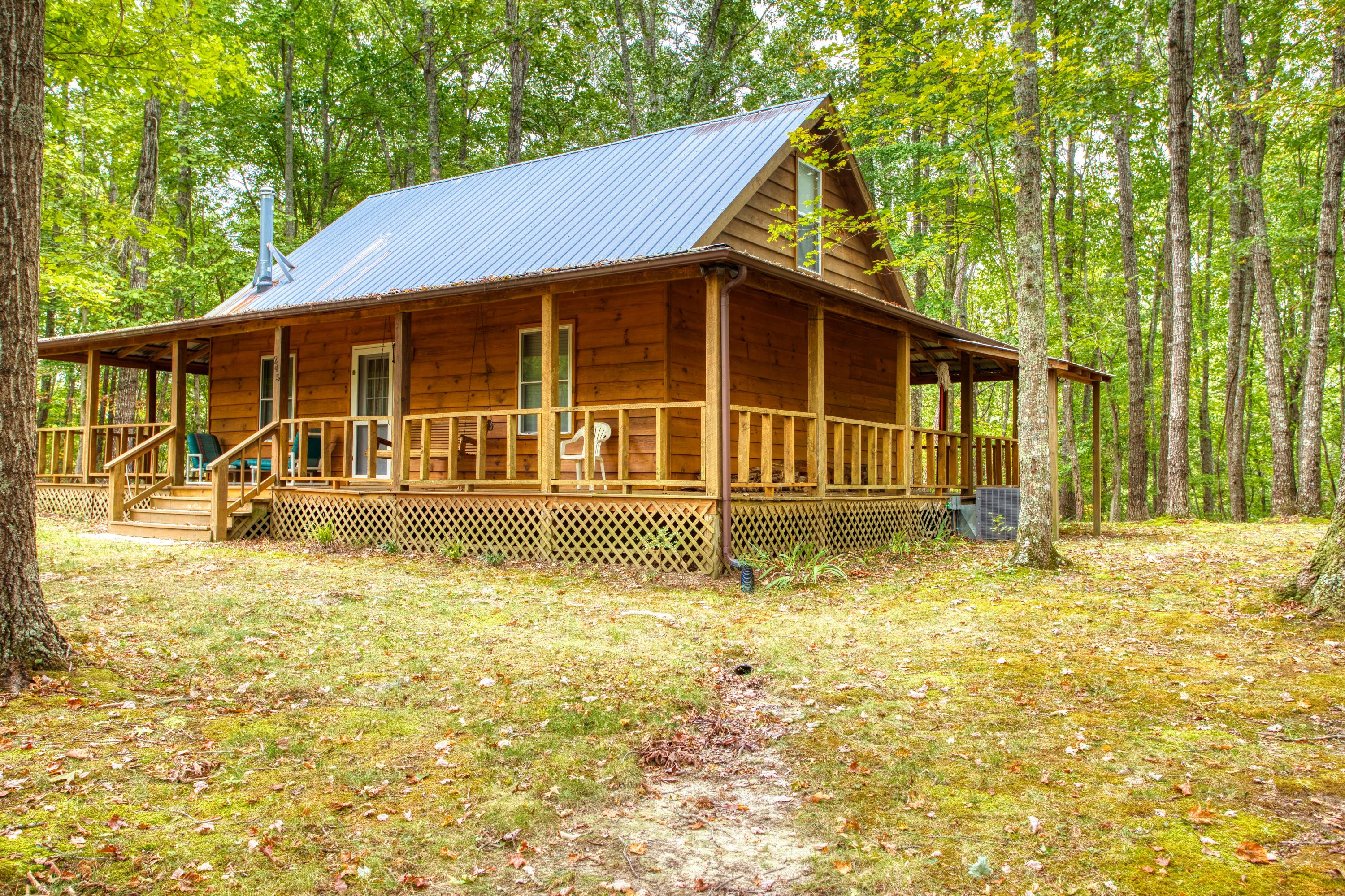 245 Sara Beth Road Jamestown, TN 38556 - Photo 2 of 8 EK3A1544