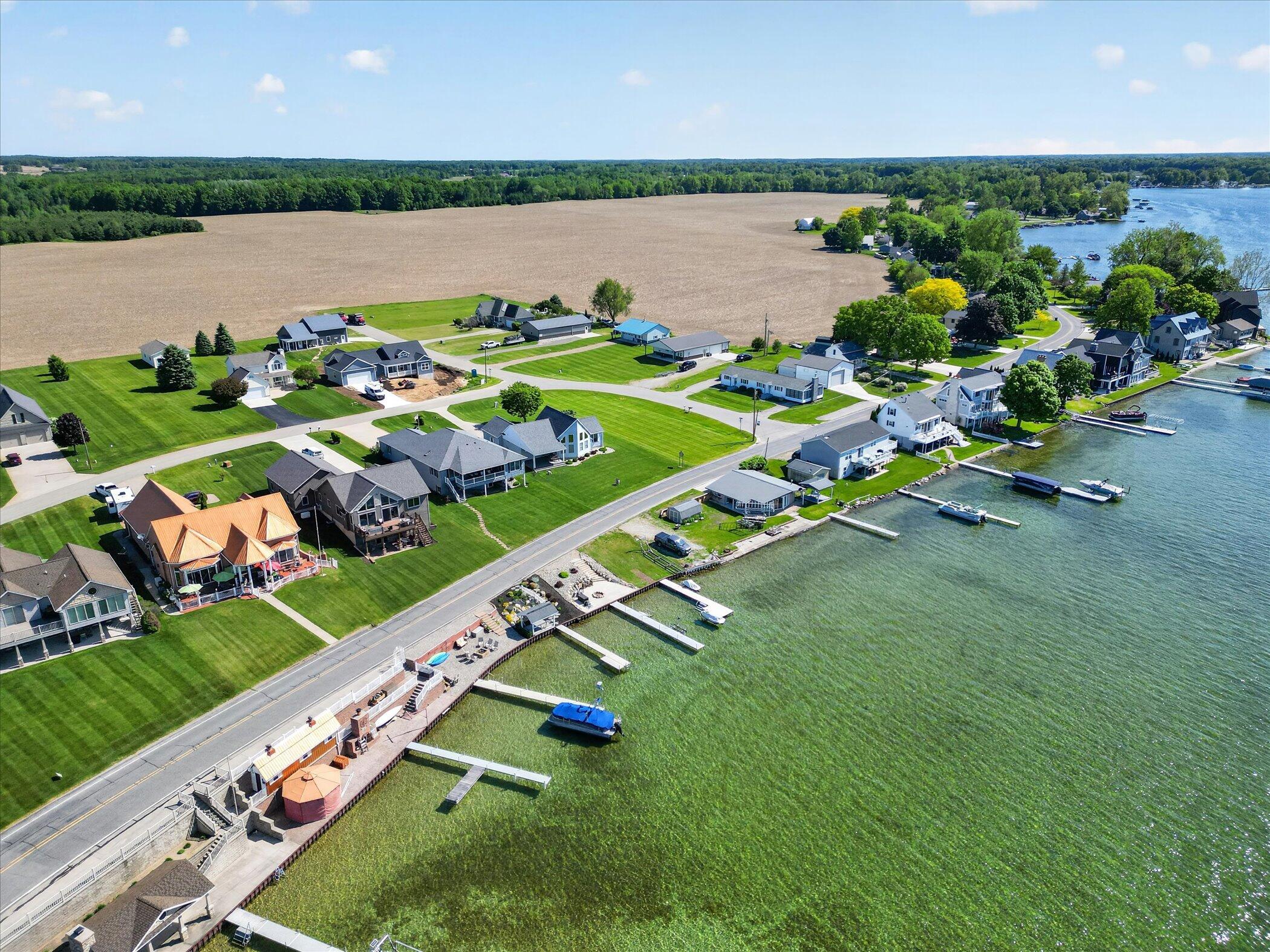6642 Spinnaker Road Crystal, MI 48818 - Photo 9 of 19 08-6642-Spinnaker-Rd-Crystal-MI-48818-Wi