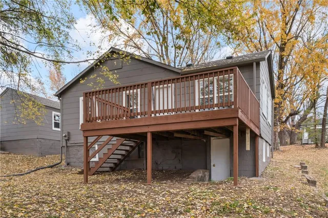 $169,999 | 320 North Cedar Avenue, Independence, MO 64053