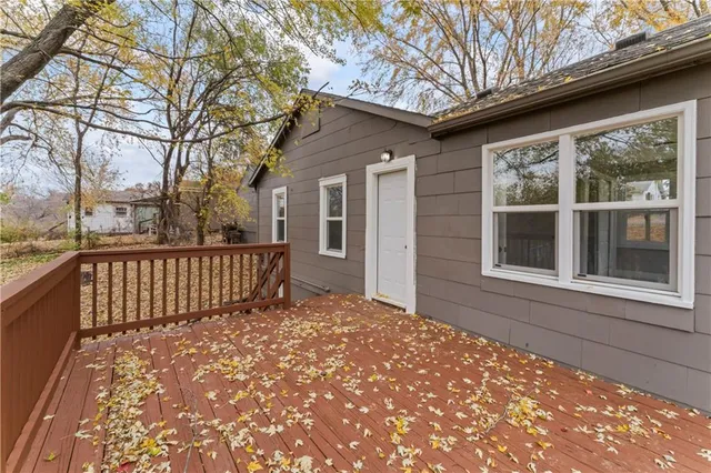 $169,999 | 320 North Cedar Avenue, Independence, MO 64053