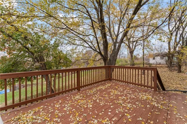 $169,999 | 320 North Cedar Avenue, Independence, MO 64053