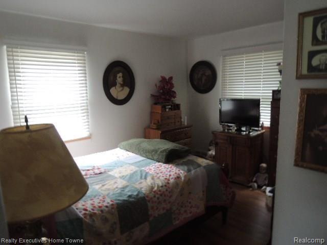 3442 Riverside Drive Port Huron, MI 48060 - Photo 12 of 17 DSCN2513.jpg