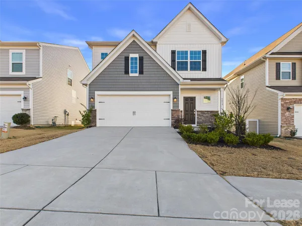 $2,400 | 5819 Soft Shell Drive, Unit 298, Lancaster, SC 29720