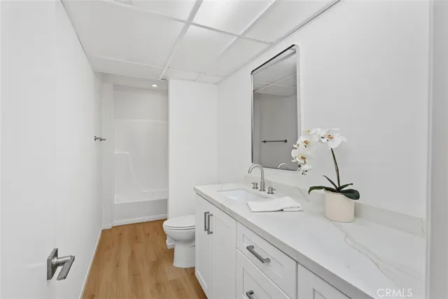 $699,000 | 400 South Flower Street, Unit 105, Orange, CA 92868