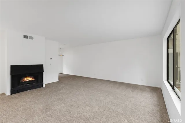 $699,000 | 400 South Flower Street, Unit 105, Orange, CA 92868