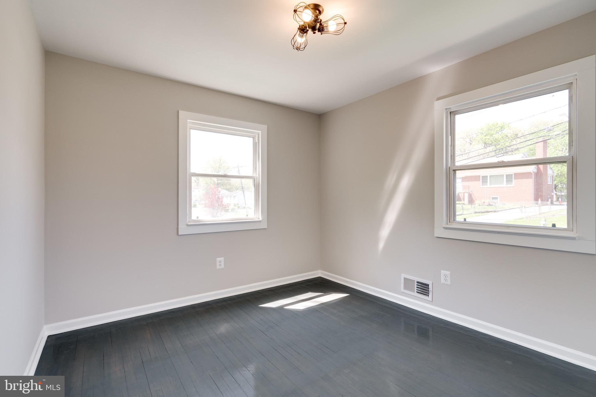 4909 Whitfield Chapel Road Lanham, MD 20706 - Photo 33 of 51 Gallery Image 33