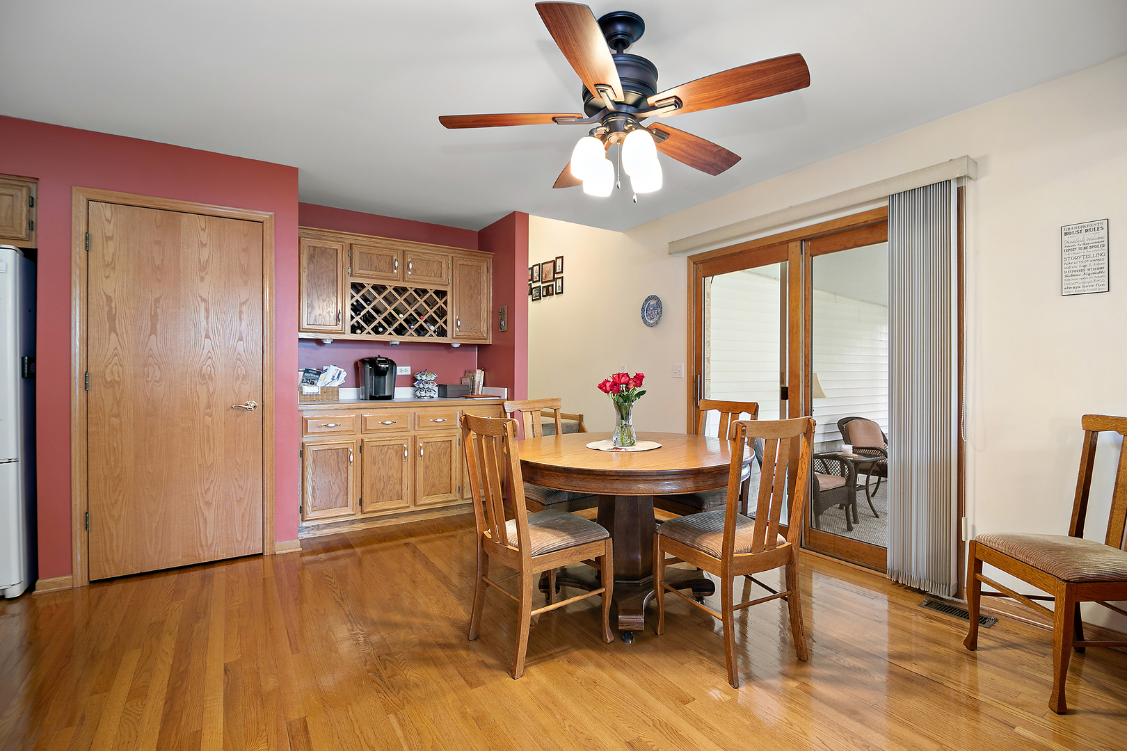 641 Lisson Grove New Lenox, IL 60451 - Photo 11 of 24 a view of a dining room with furniture and chandelier