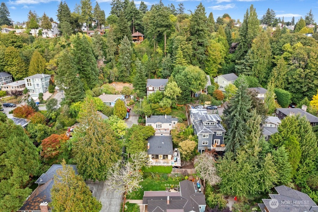4431 Southwest Kenyon Place Seattle, WA 98136 - Photo 29 of 30 an aerial view of a city